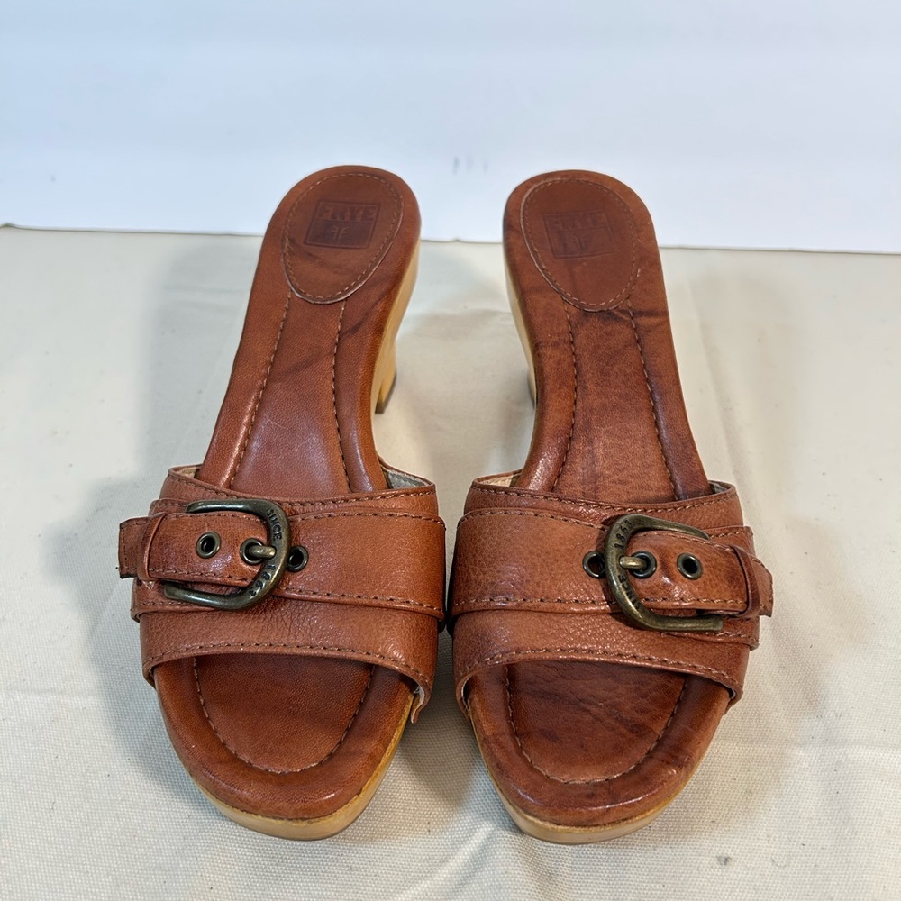 Frye leather sandals